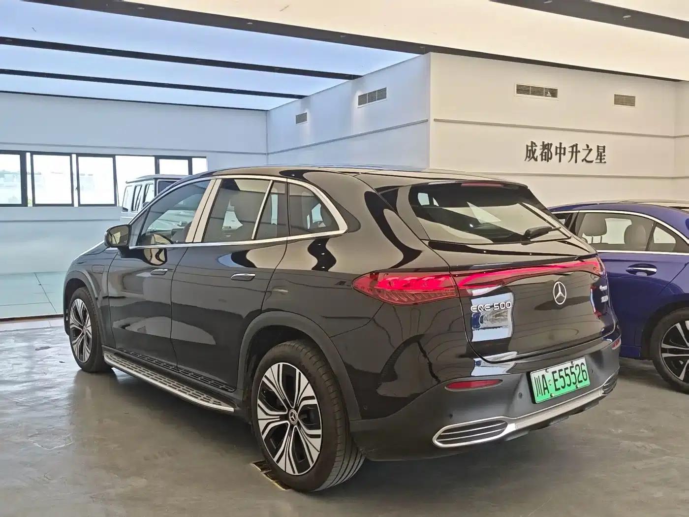 Mercedes-Benz EQE SUV 2024 500 4MATIC Luxury Edition — миниатюра 5