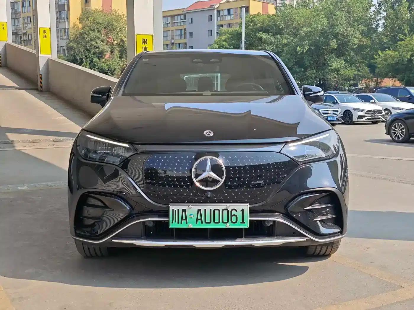 Mercedes-Benz EQE SUV 2024 500 4MATIC Luxury Edition — миниатюра 2