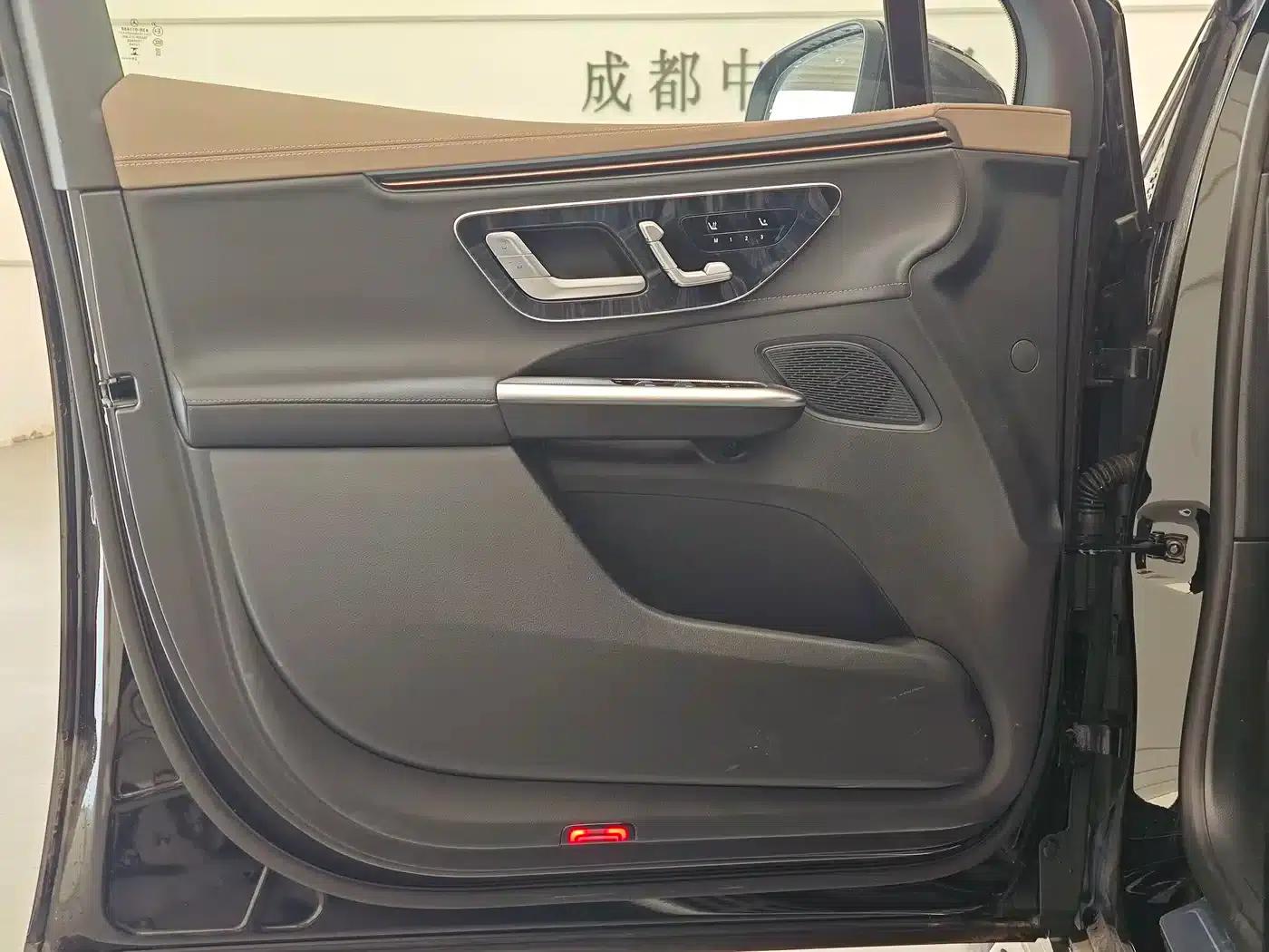 Mercedes-Benz EQE SUV 2024 500 4MATIC Luxury Edition — миниатюра 14