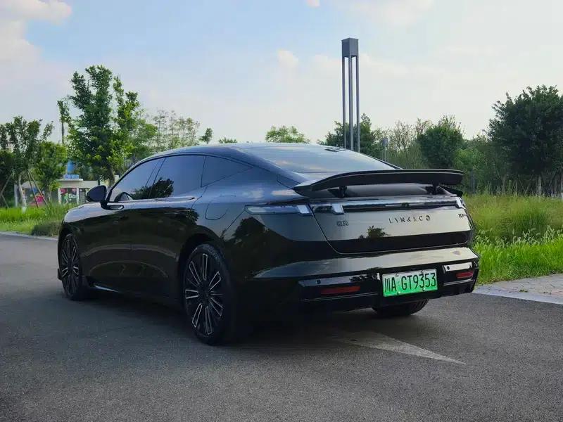 Lynk & Co 10 EM-P 2025 240 AWD Ultra Sport Edition — миниатюра 4