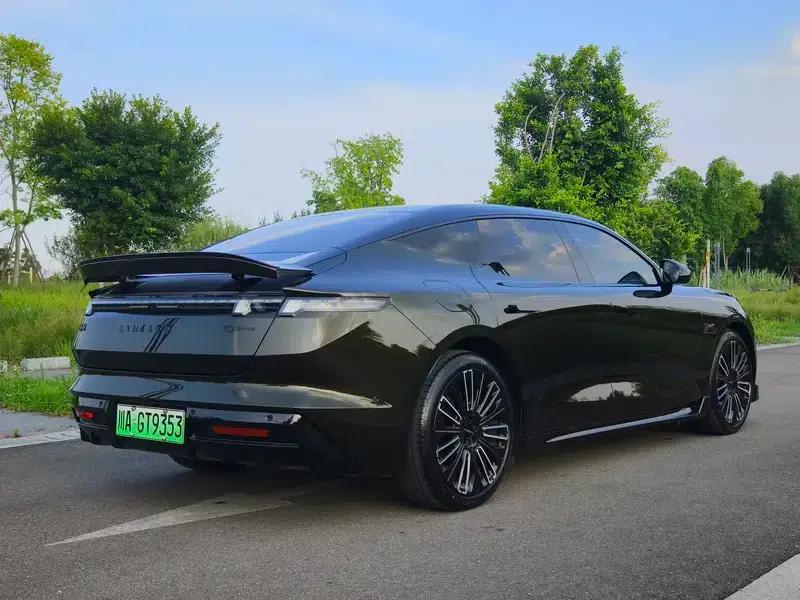 Lynk & Co 10 EM-P 2025 240 AWD Ultra Sport Edition — миниатюра 6