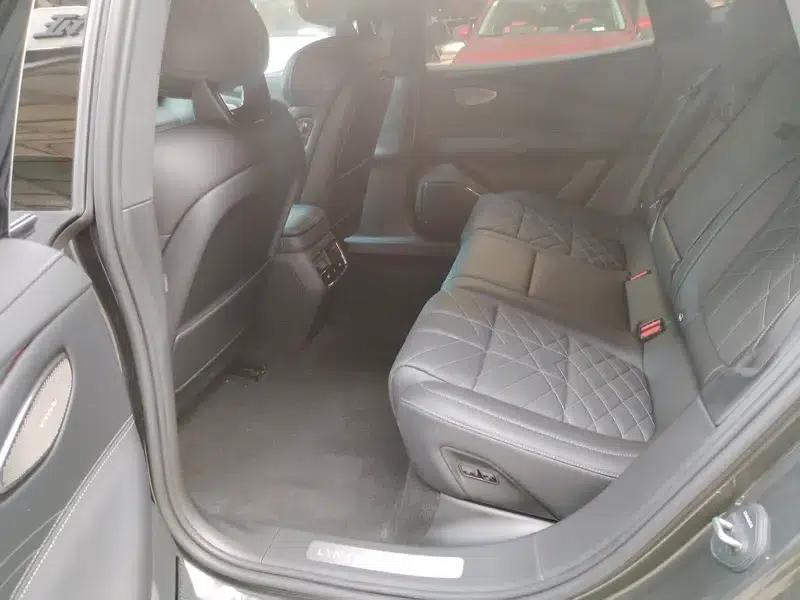 Lynk & Co 10 EM-P 2025 Model 240 AWD Ultra H5 — миниатюра 12