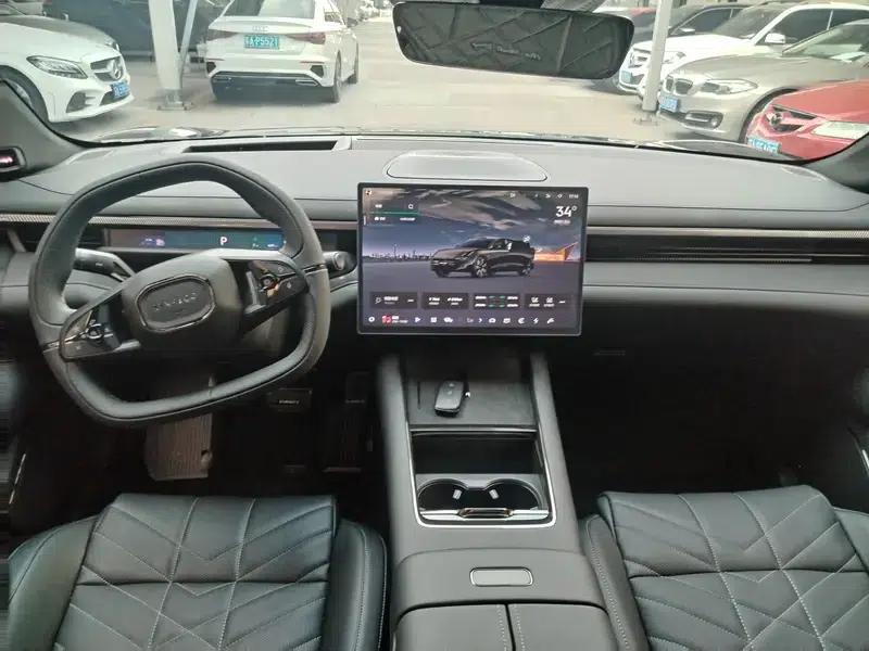 Lynk & Co 10 EM-P 2025 Model 240 AWD Ultra H5 — миниатюра 10