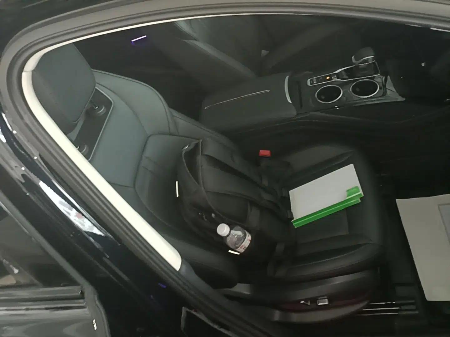 Hongqi HS3 2024 1.5T Shanwei Edition — миниатюра 19