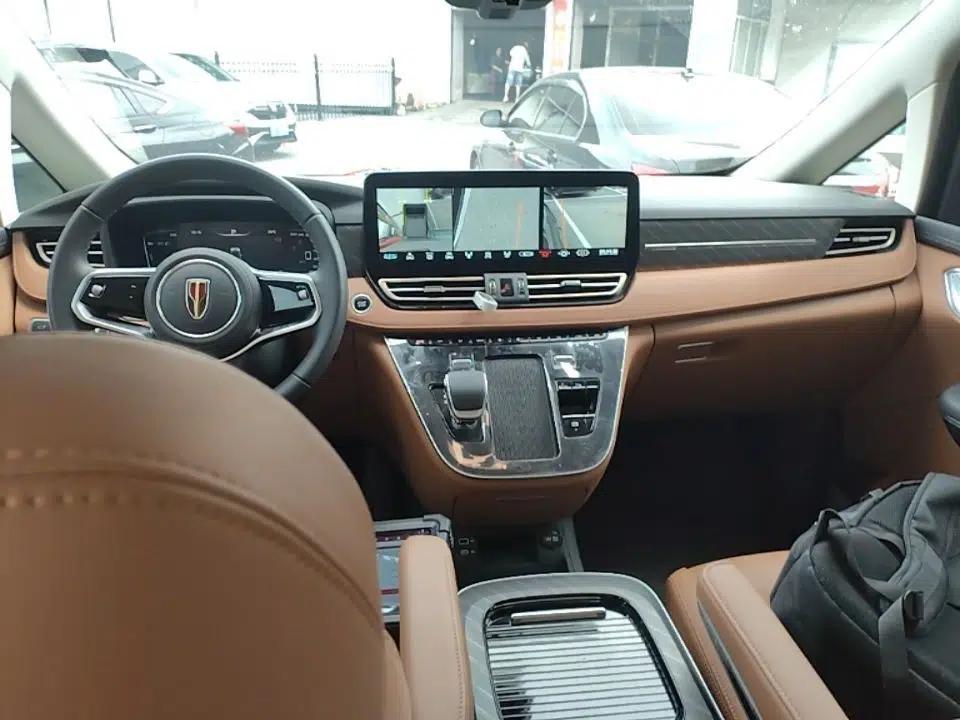 Hongqi HQ9 PHEV 2024 2.0T Four-Wheel Drive Business Edition — миниатюра 12
