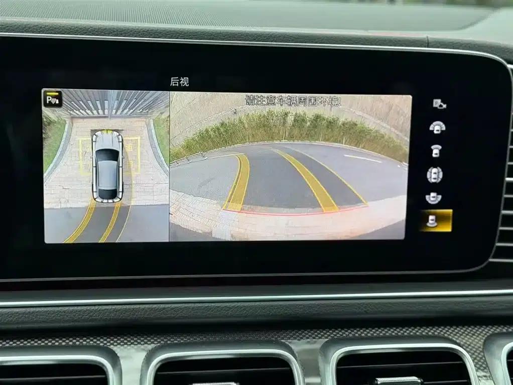 2023 Mercedes-Benz GLE Coupe AMG Model: AMG GLE 53 4MATIC+ Coupe SUV — миниатюра 19