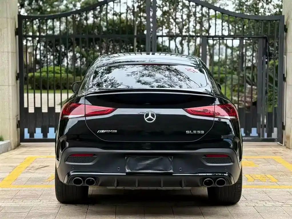 2023 Mercedes-Benz GLE Coupe AMG Model: AMG GLE 53 4MATIC+ Coupe SUV — миниатюра 8