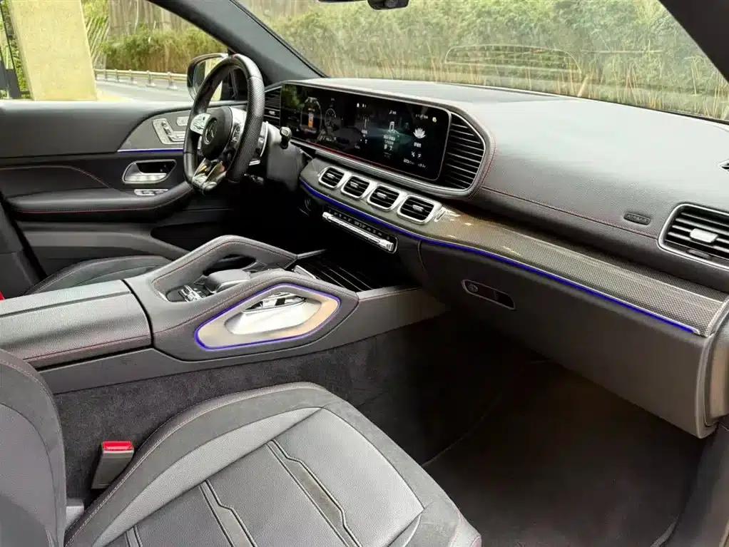 2023 Mercedes-Benz GLE Coupe AMG Model: AMG GLE 53 4MATIC+ Coupe SUV — миниатюра 10