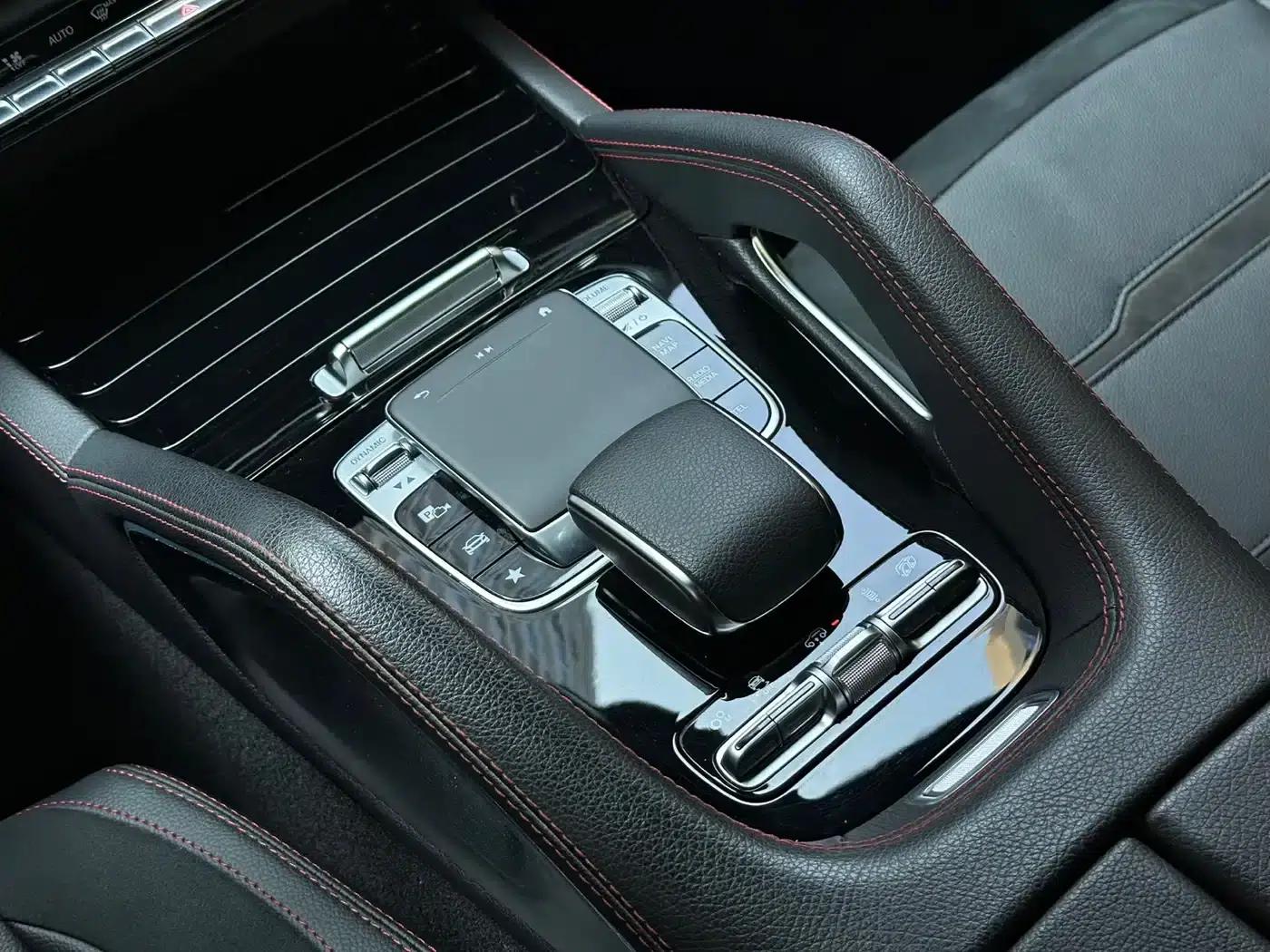 Mercedes-Benz GLE Coupe AMG 2020 Model AMG GLE 53 4MATIC+ Coupe SUV — миниатюра 13