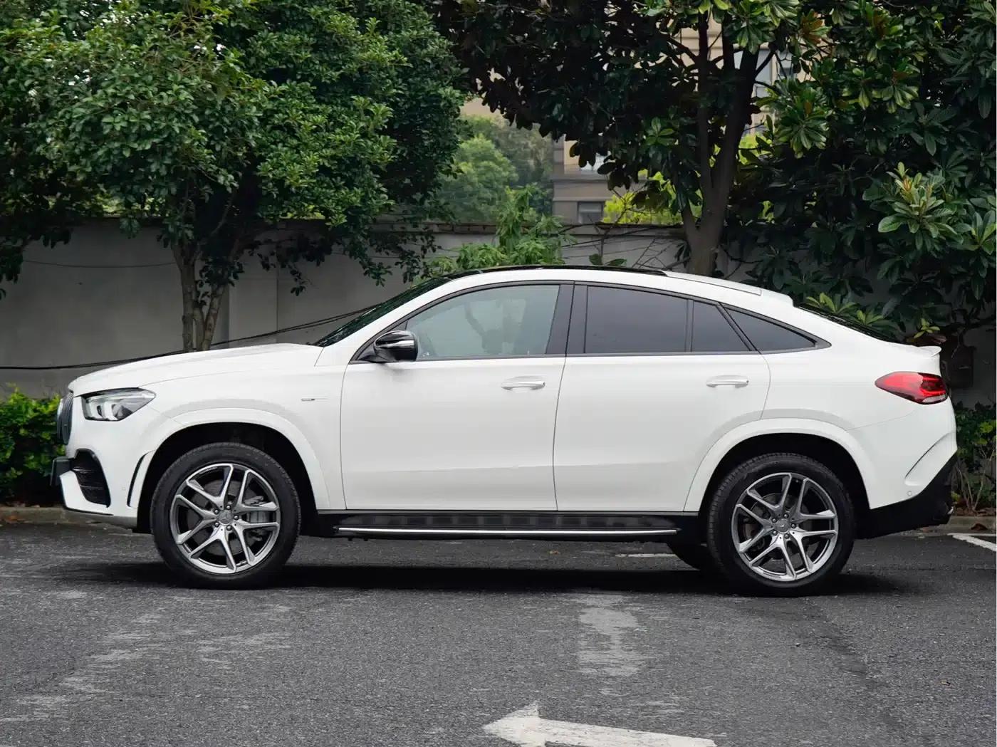 Mercedes-Benz GLE Coupe AMG 2020 Model AMG GLE 53 4MATIC+ Coupe SUV — миниатюра 3