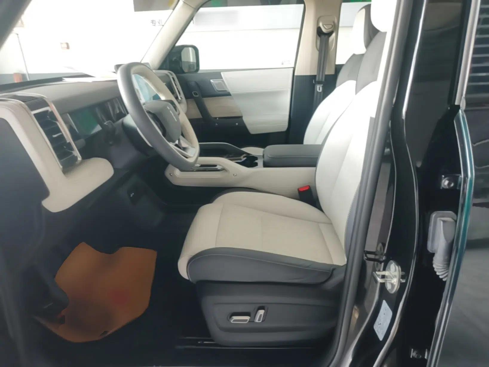 iCAR 03 2024 472km Four-Wheel Drive Long-Range Version — миниатюра 17