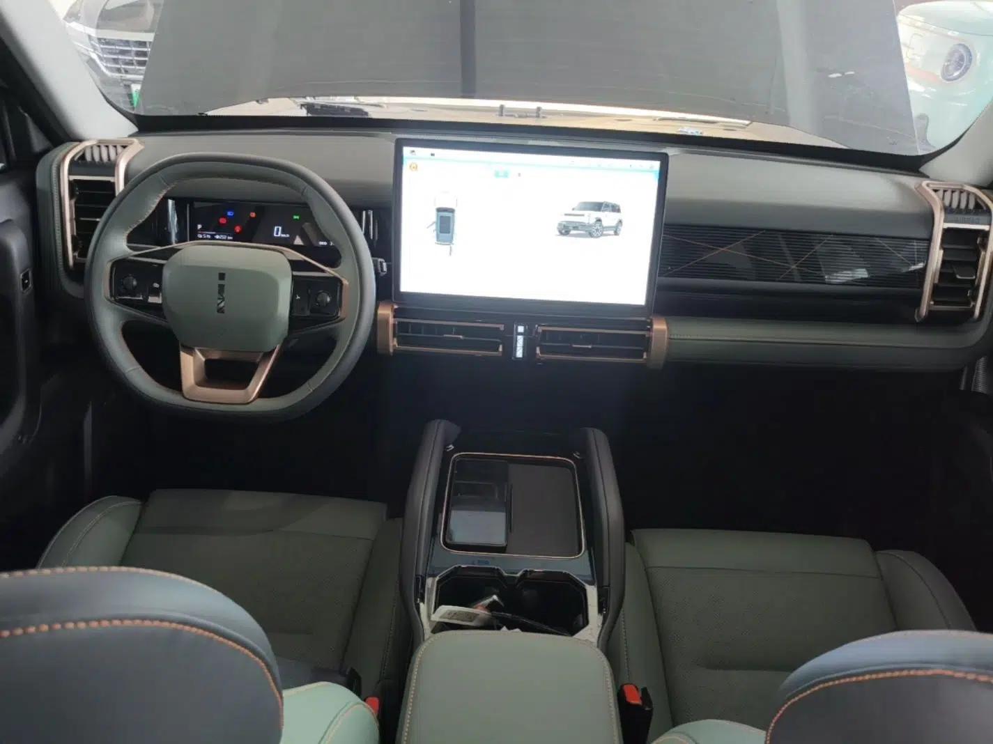 iCAR 03 2024 501km Two-Wheel Drive Long-Range Version — миниатюра 17