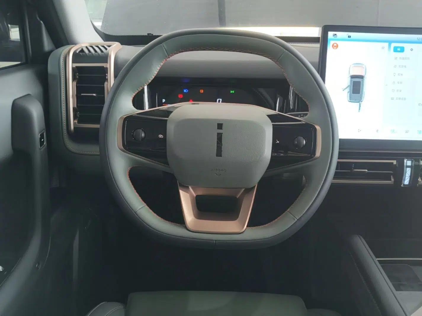 iCAR 03 2024 501km Two-Wheel Drive Long-Range Version — миниатюра 18