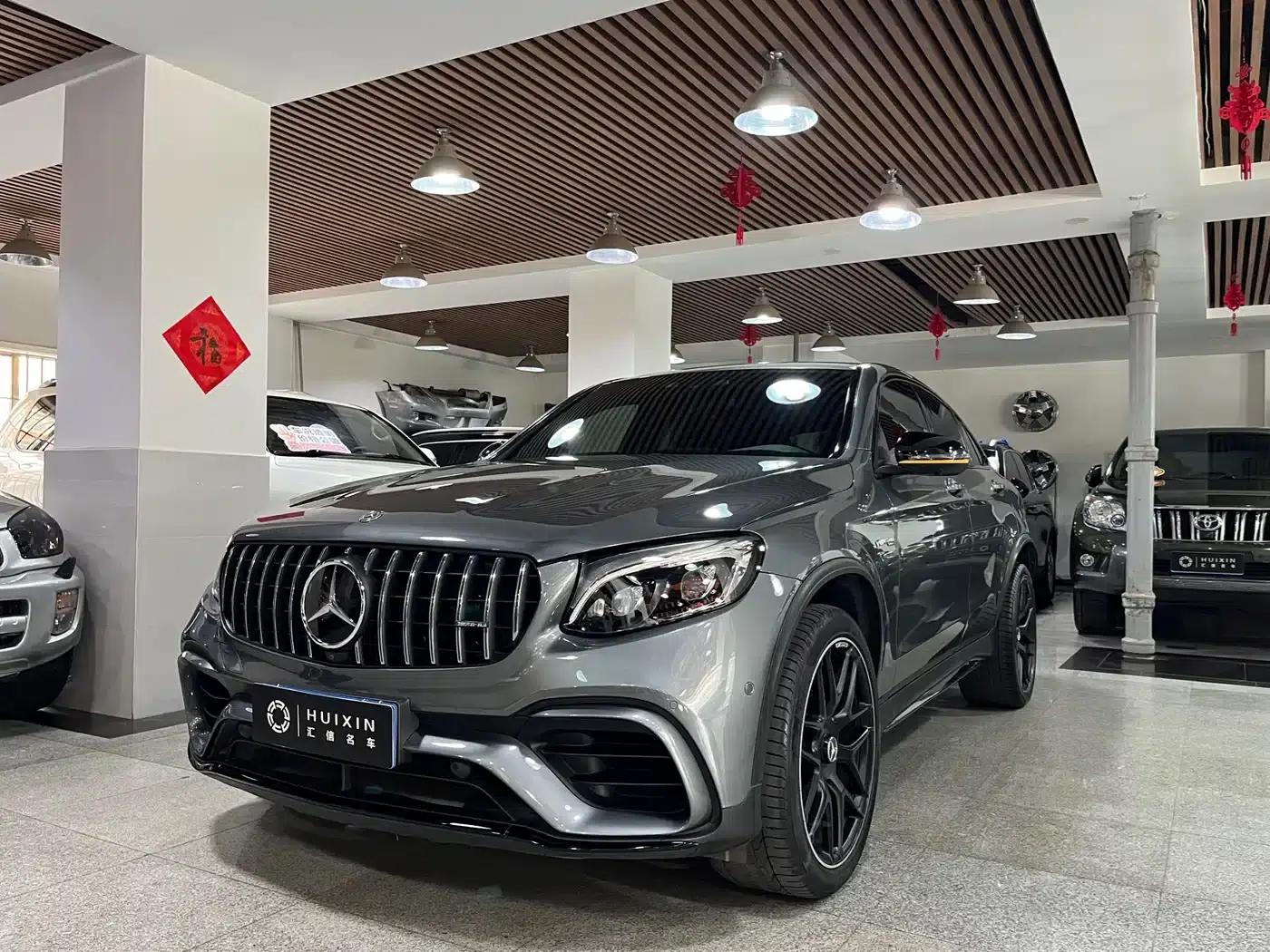 Mercedes-Benz GLC Coupe AMG 2018 AMG GLC 63 4MATIC+ Coupe SUV — миниатюра 1