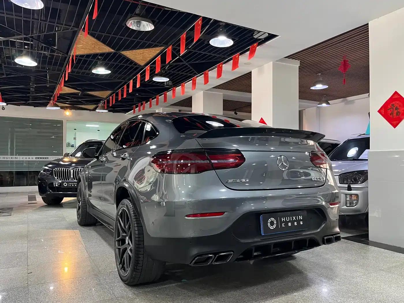 Mercedes-Benz GLC Coupe AMG 2018 AMG GLC 63 4MATIC+ Coupe SUV — миниатюра 15
