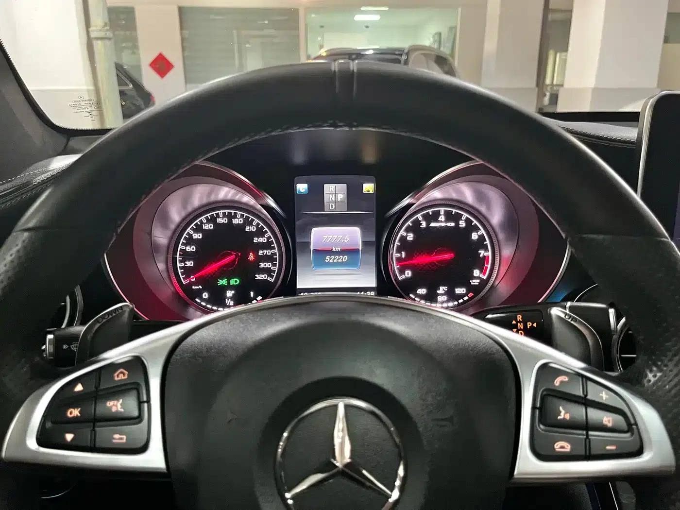 Mercedes-Benz GLC Coupe AMG 2018 AMG GLC 63 4MATIC+ Coupe SUV — миниатюра 8