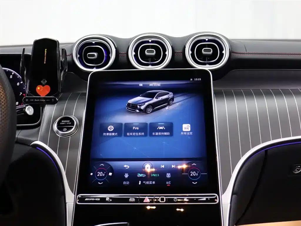 Mercedes-Benz GLC Coupe AMG 2025 AMG GLC 43 4MATIC Coupe SUV — миниатюра 13
