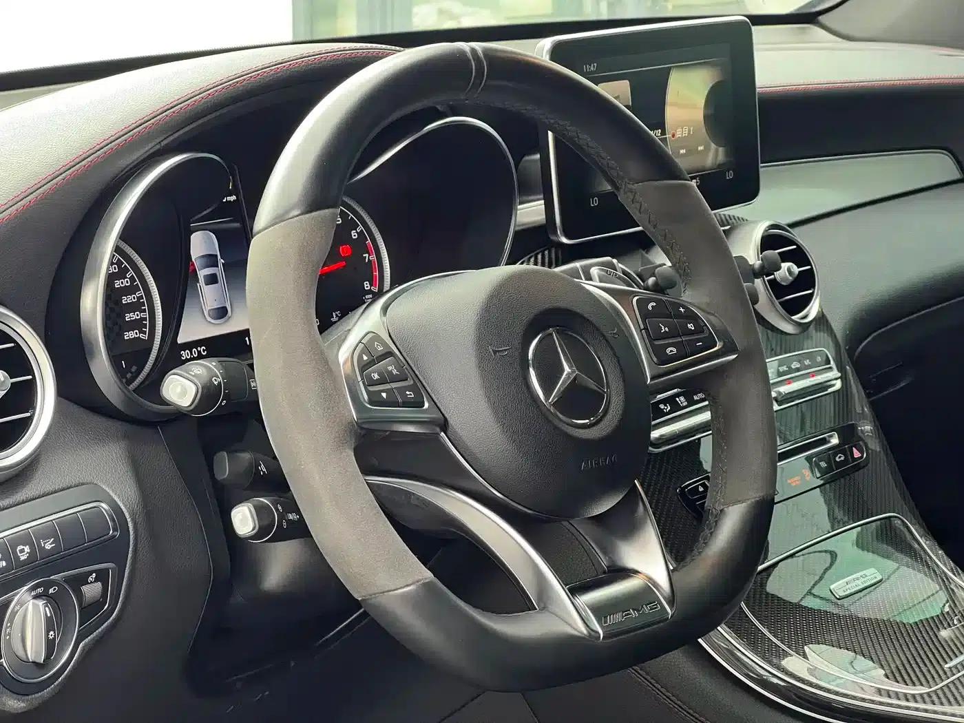 Mercedes-Benz GLC Coupe AMG 2017 AMG GLC 43 4MATIC Coupe SUV Special Edition — миниатюра 11