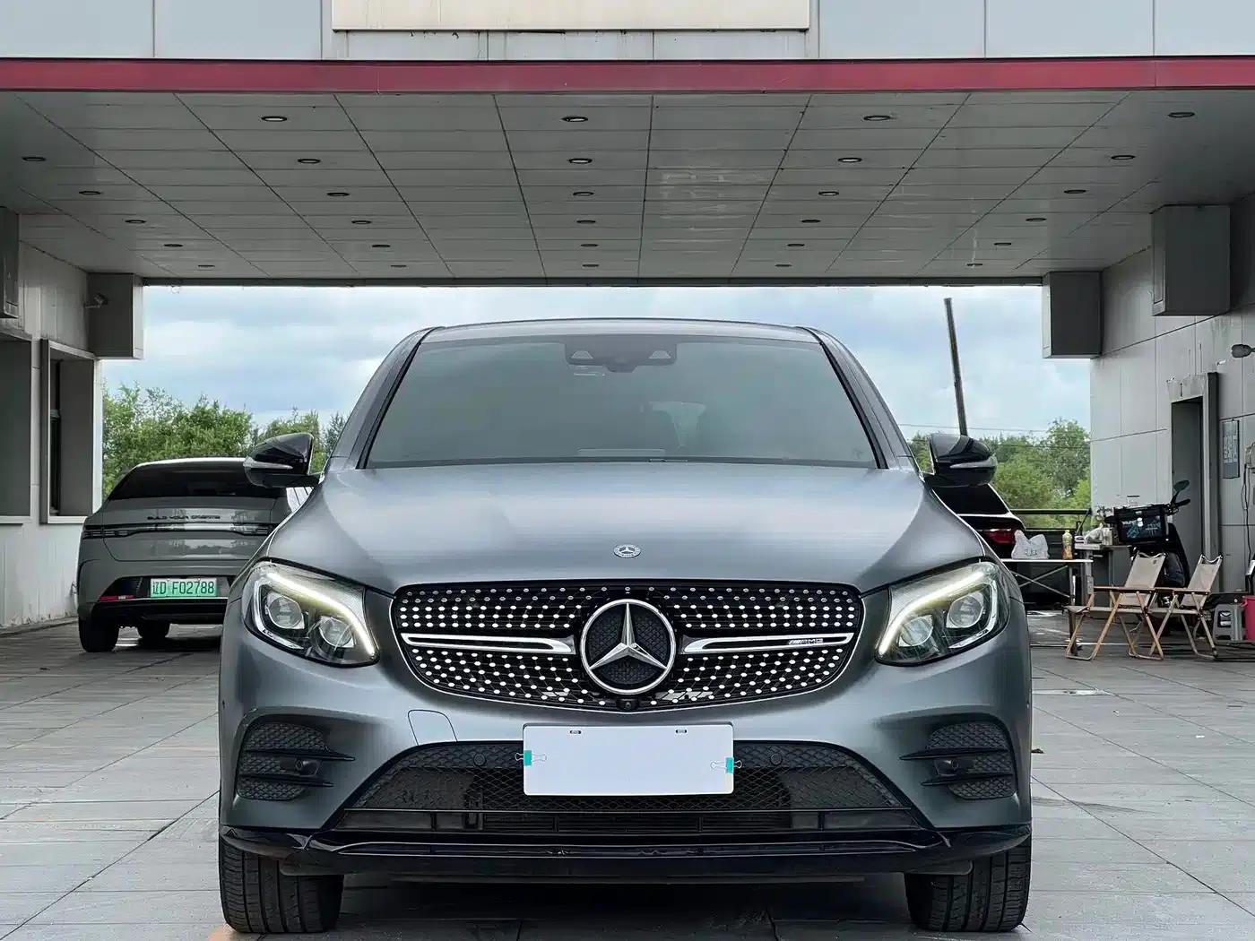 Mercedes-Benz GLC Coupe AMG 2017 AMG GLC 43 4MATIC Coupe SUV Special Edition — миниатюра 3