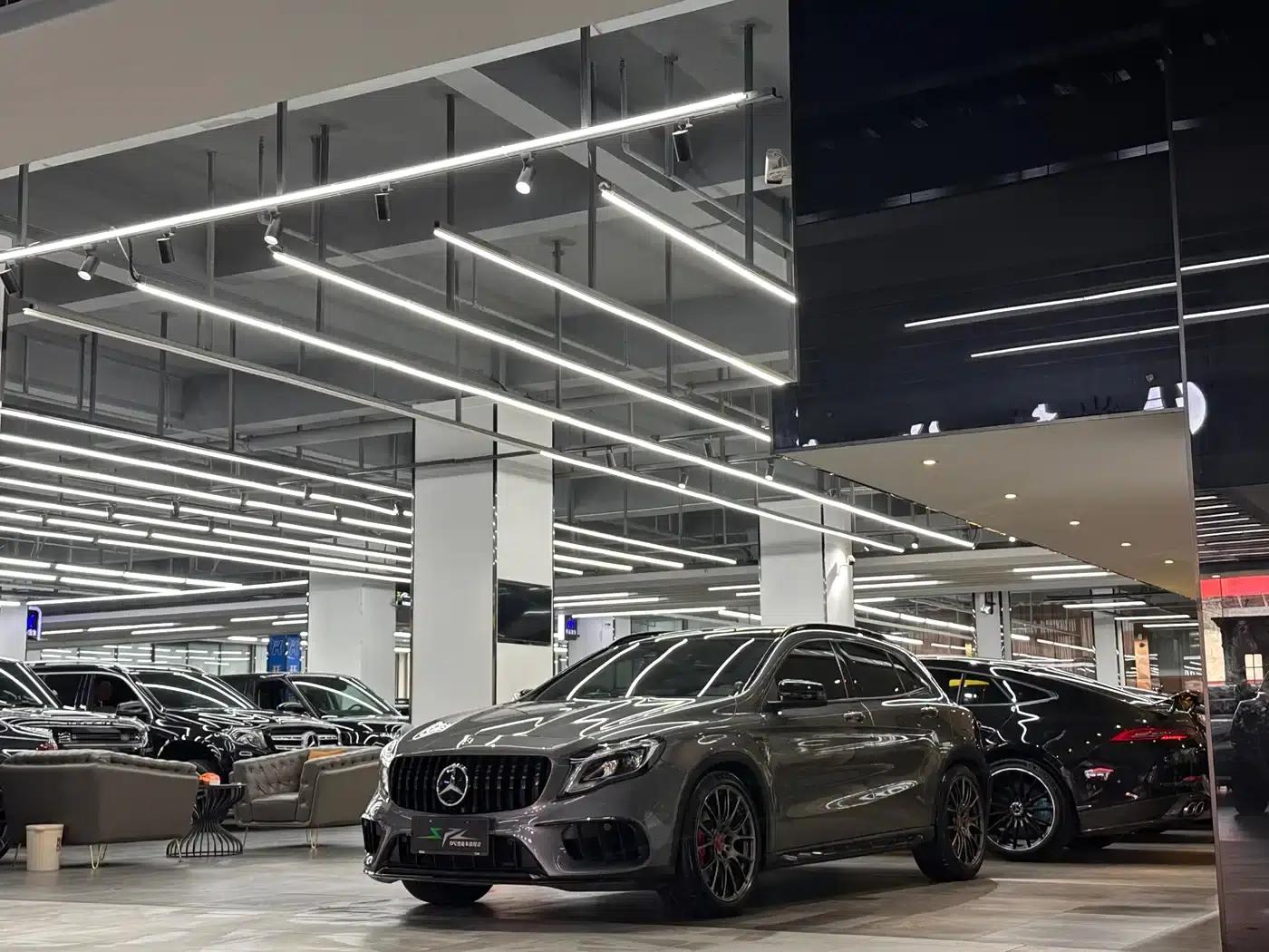 2017 Mercedes-Benz GLA AMG 45 4MATIC — миниатюра 3