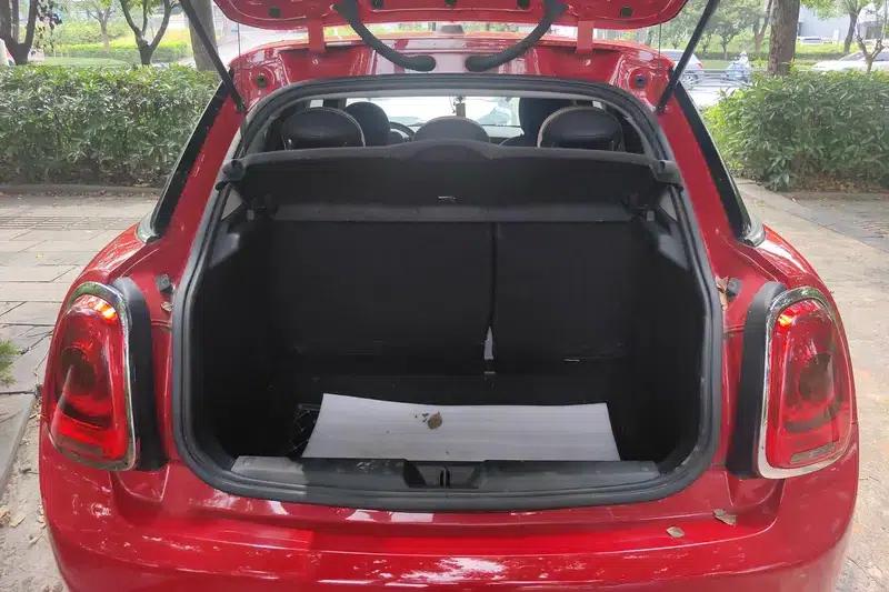 2018 MINI 1.5T ONE 5-Door Edition — миниатюра 17