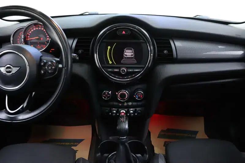 2015 MINI 1.5T COOPER Fun 5-Door — миниатюра 12