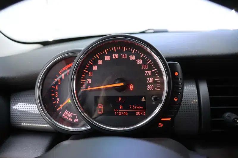 2015 MINI 1.5T COOPER Fun 5-Door — миниатюра 16