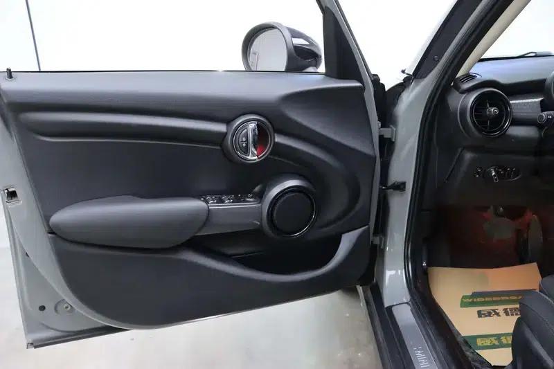 2015 MINI 1.5T COOPER Fun 5-Door — миниатюра 25