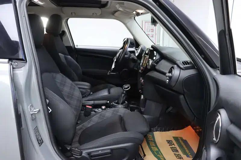 2015 MINI 1.5T COOPER Fun 5-Door — миниатюра 30