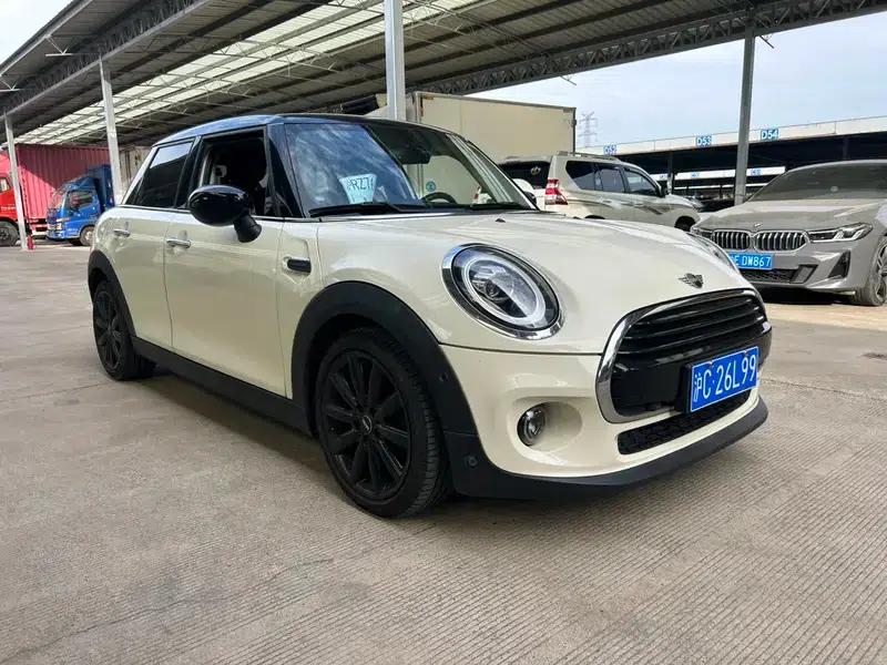 MINI 2019 1.5T COOPER Artist 5-Door Edition — миниатюра 3