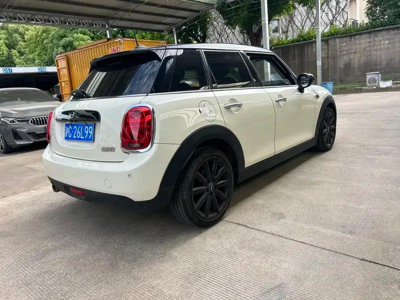 MINI 2019 1.5T COOPER Artist 5-Door Edition — миниатюра 6