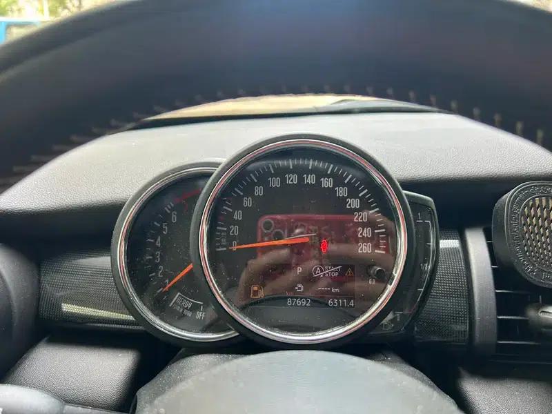 MINI 2019 1.5T COOPER Artist 5-Door Edition — миниатюра 8