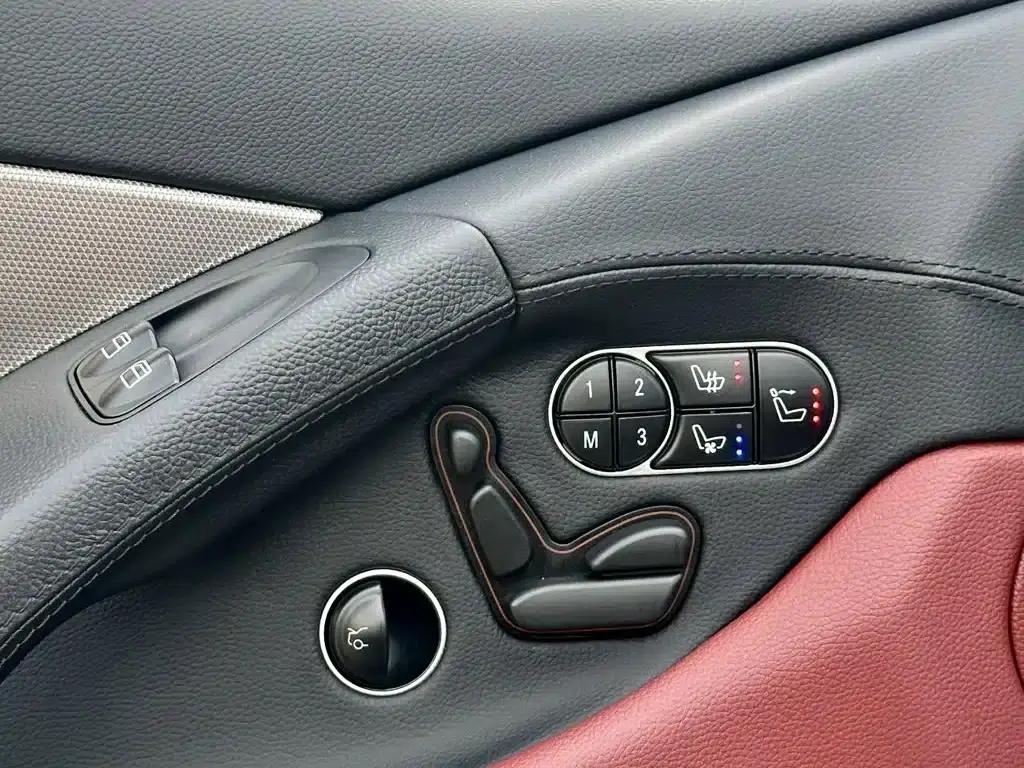 Mercedes-Benz SL-Class 2011 SL 300 Grand Edition — миниатюра 16