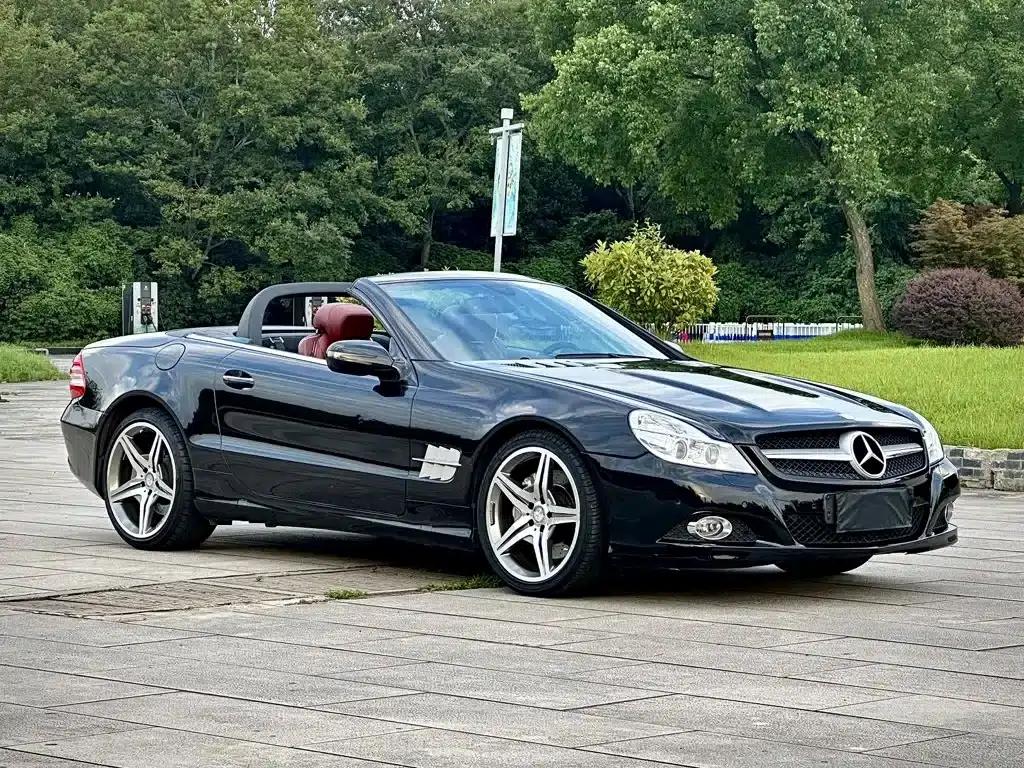 Mercedes-Benz SL-Class 2011 SL 300 Grand Edition — миниатюра 8