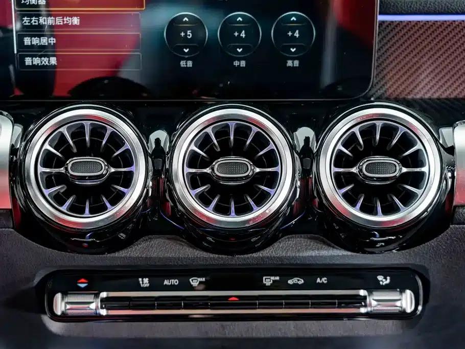 2023 Mercedes-Benz GLB AMG 35 4MATIC — миниатюра 11