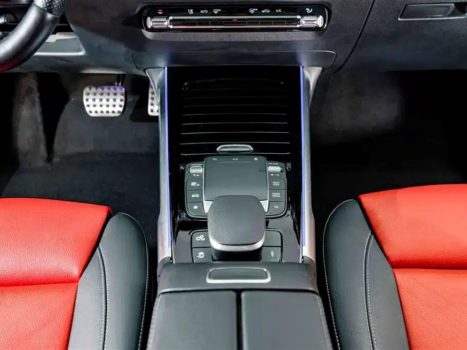 2023 Mercedes-Benz GLB AMG 35 4MATIC — миниатюра 12