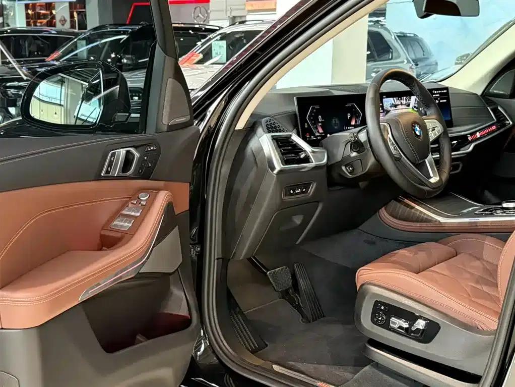 BMW X7 2026 xDrive40i Premium Luxury Package 7-seater — миниатюра 25