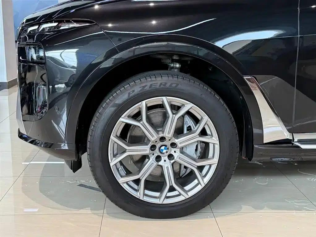 BMW X7 2026 xDrive40i Premium Luxury Package 7-seater — миниатюра 6