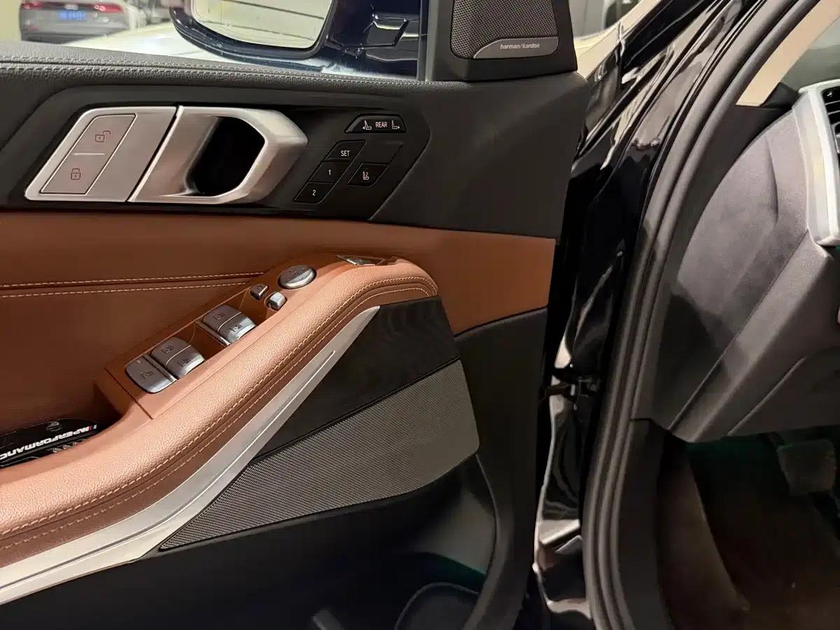BMW X7 2022 xDrive40i Leading Luxury Package — миниатюра 14