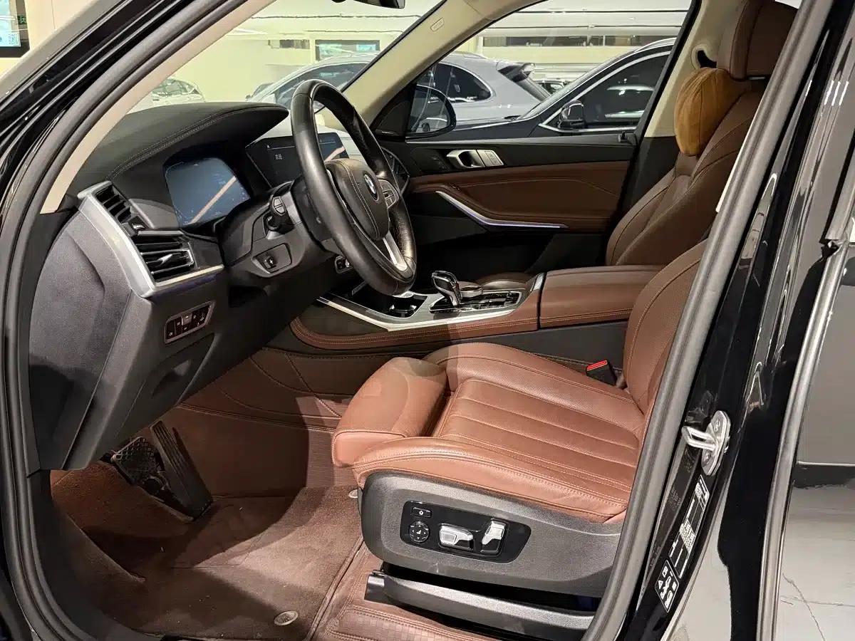 BMW X7 2022 xDrive40i Leading Luxury Package — миниатюра 6