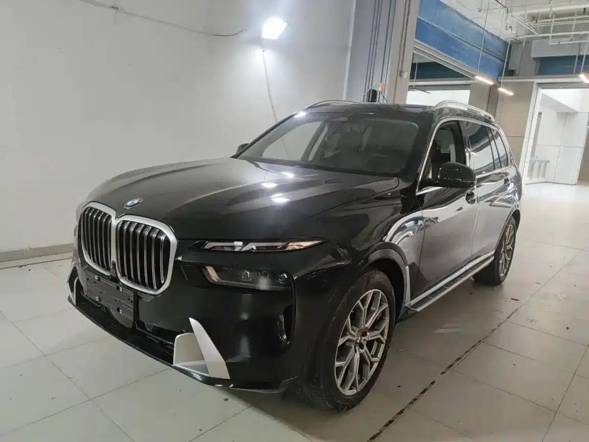 BMW X7 2023 xDrive40i Leading Luxury Package — миниатюра 1