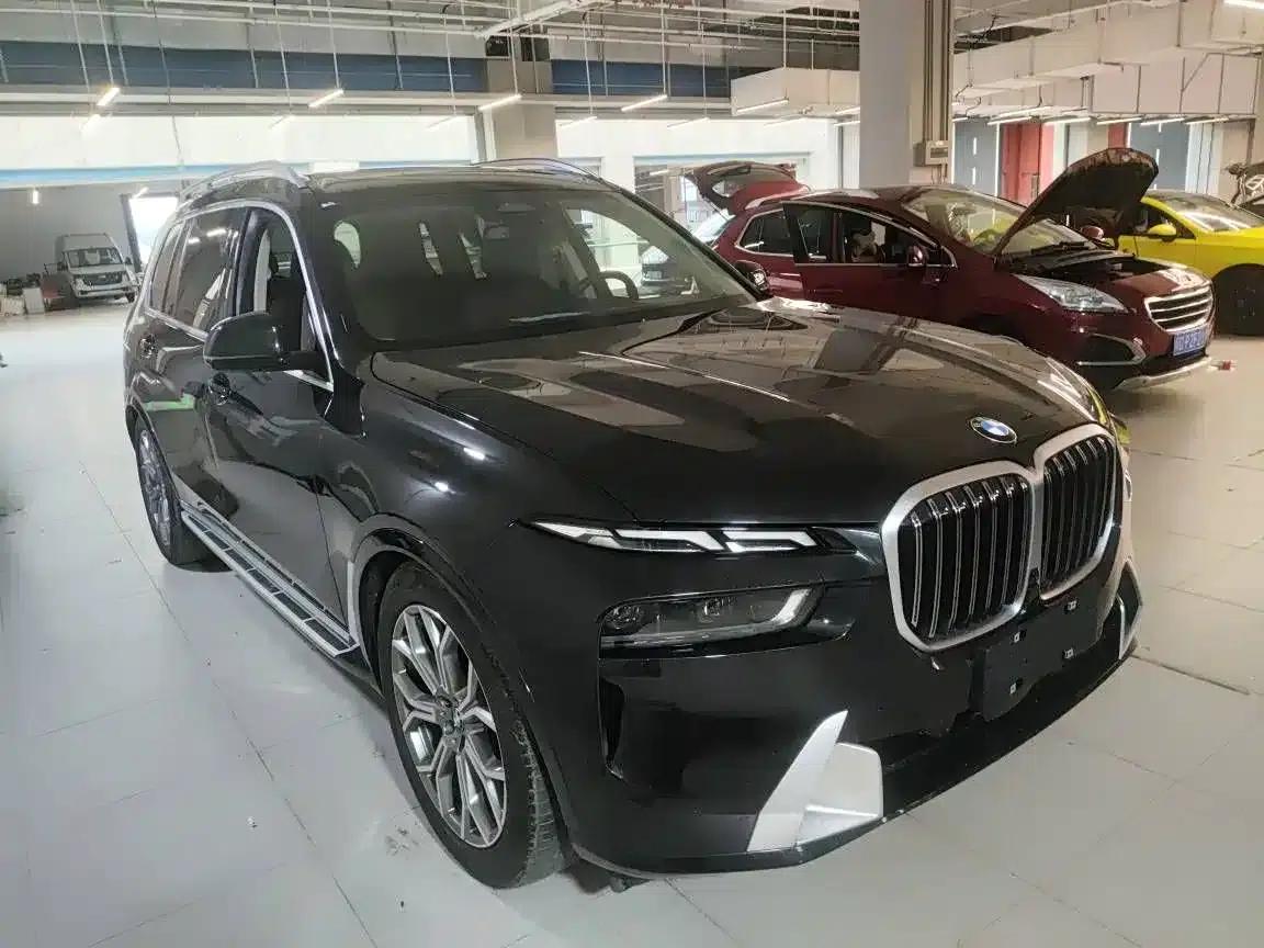 BMW X7 2023 xDrive40i Leading Luxury Package — миниатюра 2