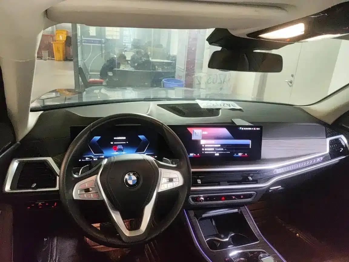 BMW X7 2023 xDrive40i Leading Luxury Package — миниатюра 5