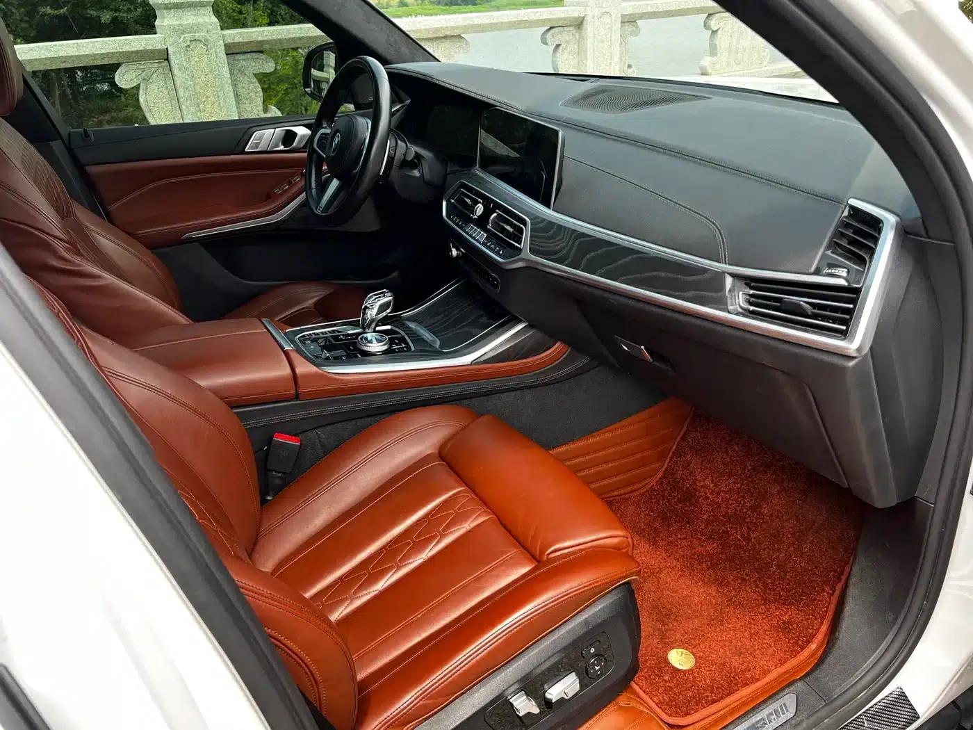 BMW X7 2020 xDrive40i Individual Limited Edition M Sport Package — миниатюра 5