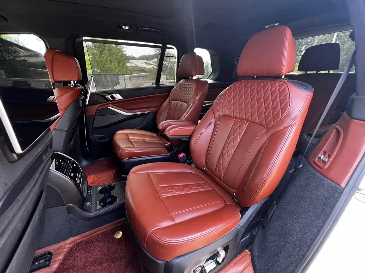 BMW X7 2020 xDrive40i Individual Limited Edition M Sport Package — миниатюра 6