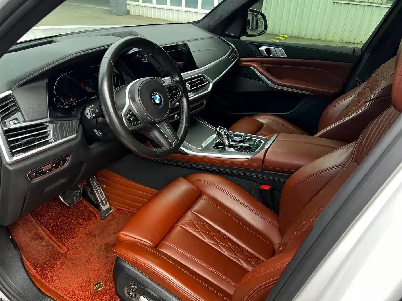 BMW X7 2020 xDrive40i Individual Limited Edition M Sport Package — миниатюра 8