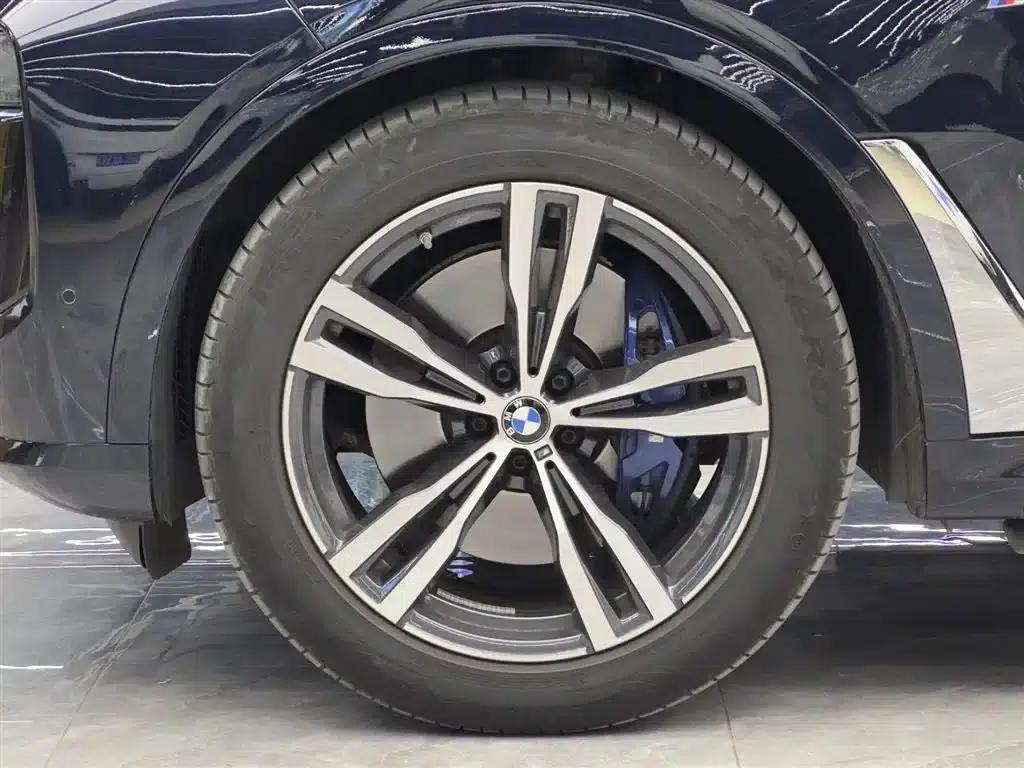 BMW X7 2023 xDrive40i M Sport Package — миниатюра 4