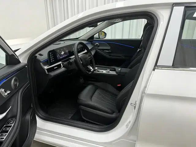 Chery Arrizo 8 2025 1.6TGDI DCT (Standard) — миниатюра 17