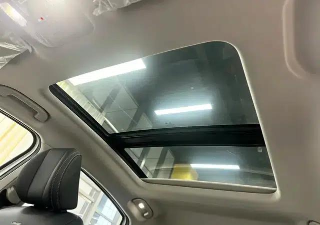 Chery Arrizo 8 2025 1.6TGDI DCT (Standard) — миниатюра 19