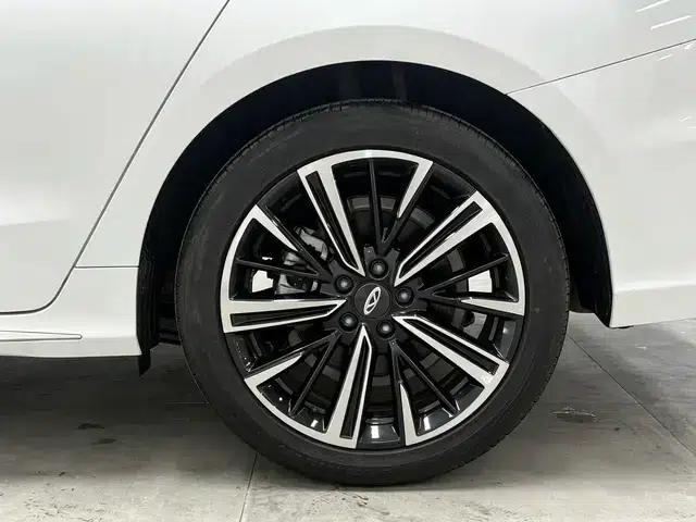 Chery Arrizo 8 2025 1.6TGDI DCT (Standard) — миниатюра 9